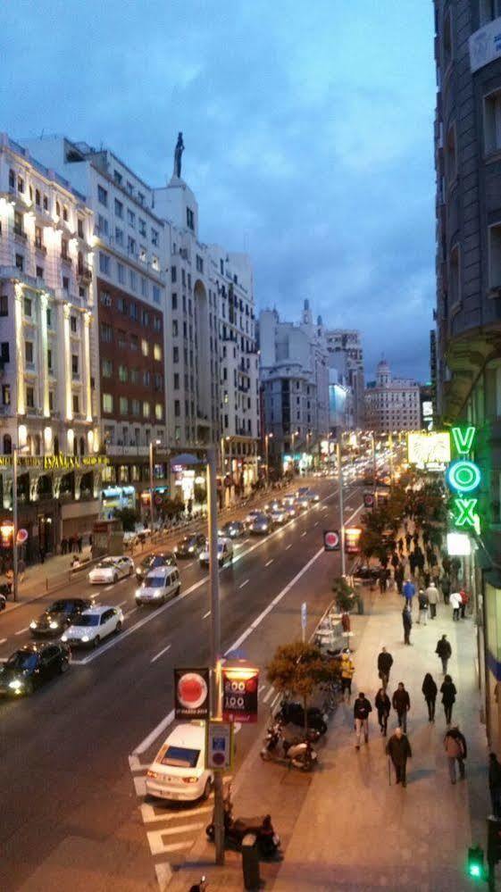 Hostal Buenos Aires Madri Exterior foto